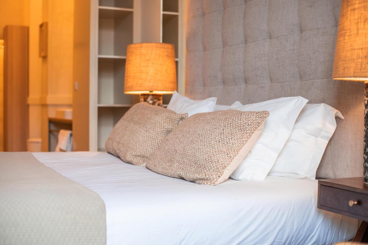Paraiso Garden Suite--- Spacious & Downtown Porto Bagian luar foto