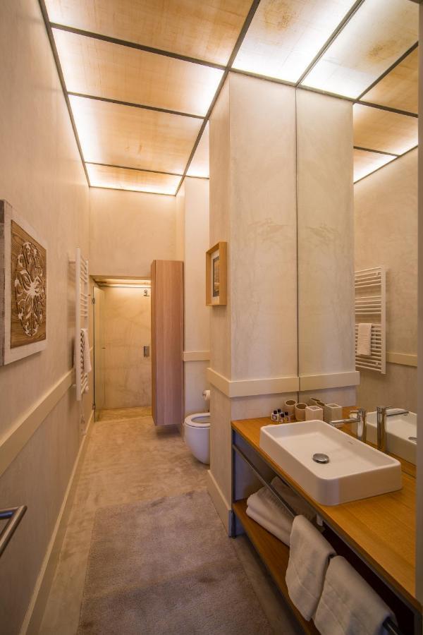 Paraiso Garden Suite--- Spacious & Downtown Porto Bagian luar foto