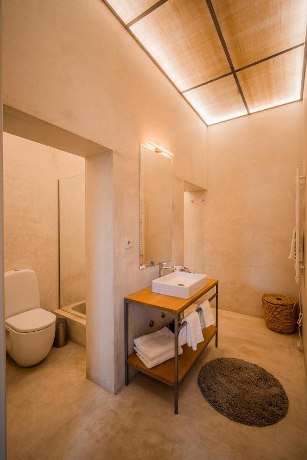 Paraiso Garden Suite--- Spacious & Downtown Porto Bagian luar foto