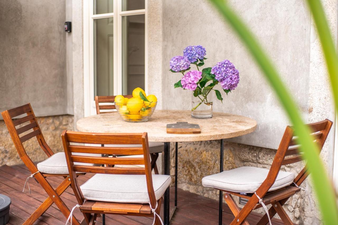 Paraiso Garden Suite--- Spacious & Downtown Porto Bagian luar foto